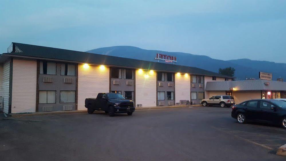 Travelodge By Wyndham Blairmore Exteriör bild